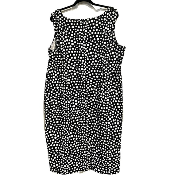 Maya Brooke Sleeveless Sheath Dress in Black and White Polka Dot Size 18W - Picture 5 of 11